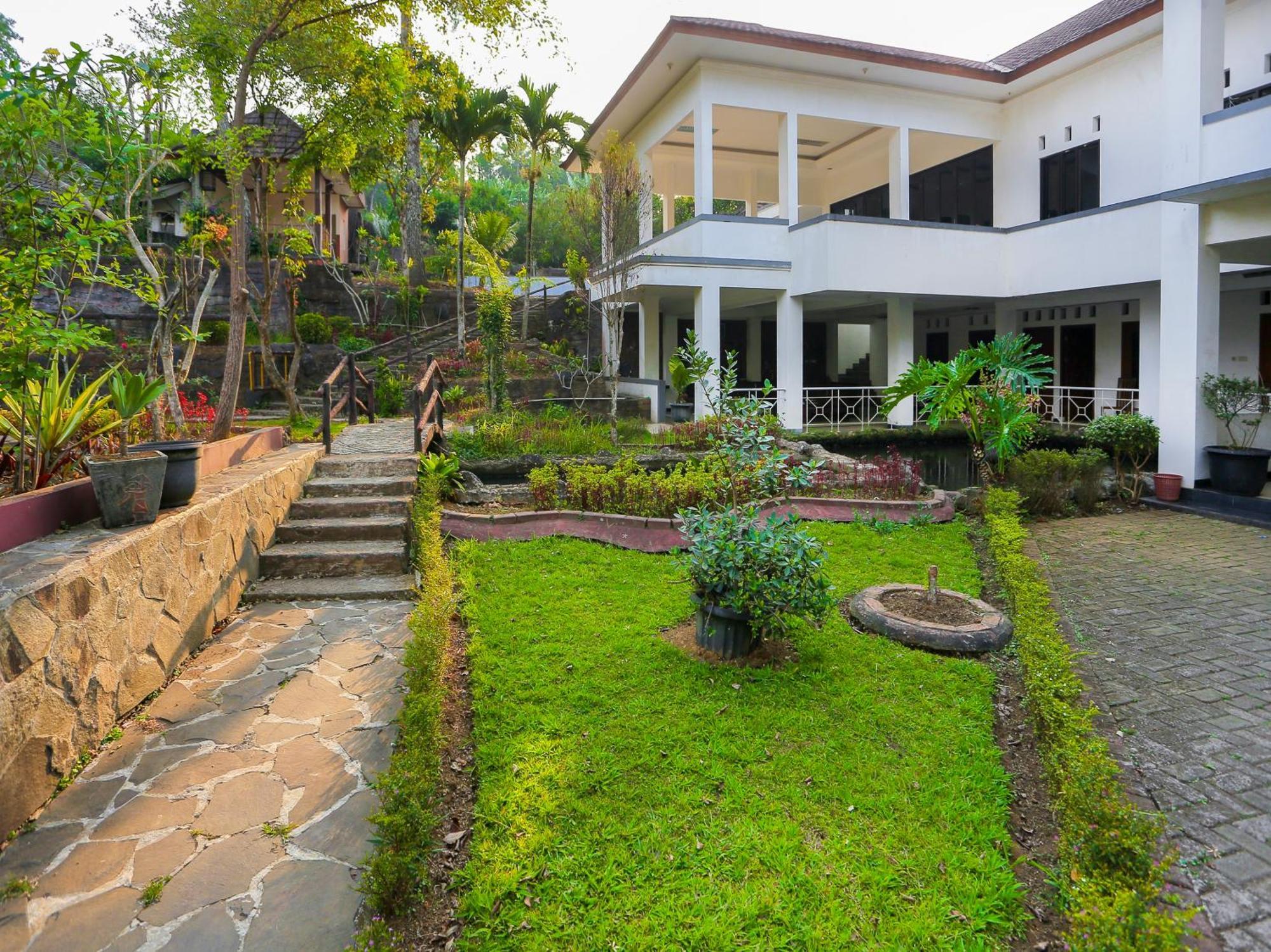 Hotel O Puncak Bogor Near Taman Safari Dış mekan fotoğraf